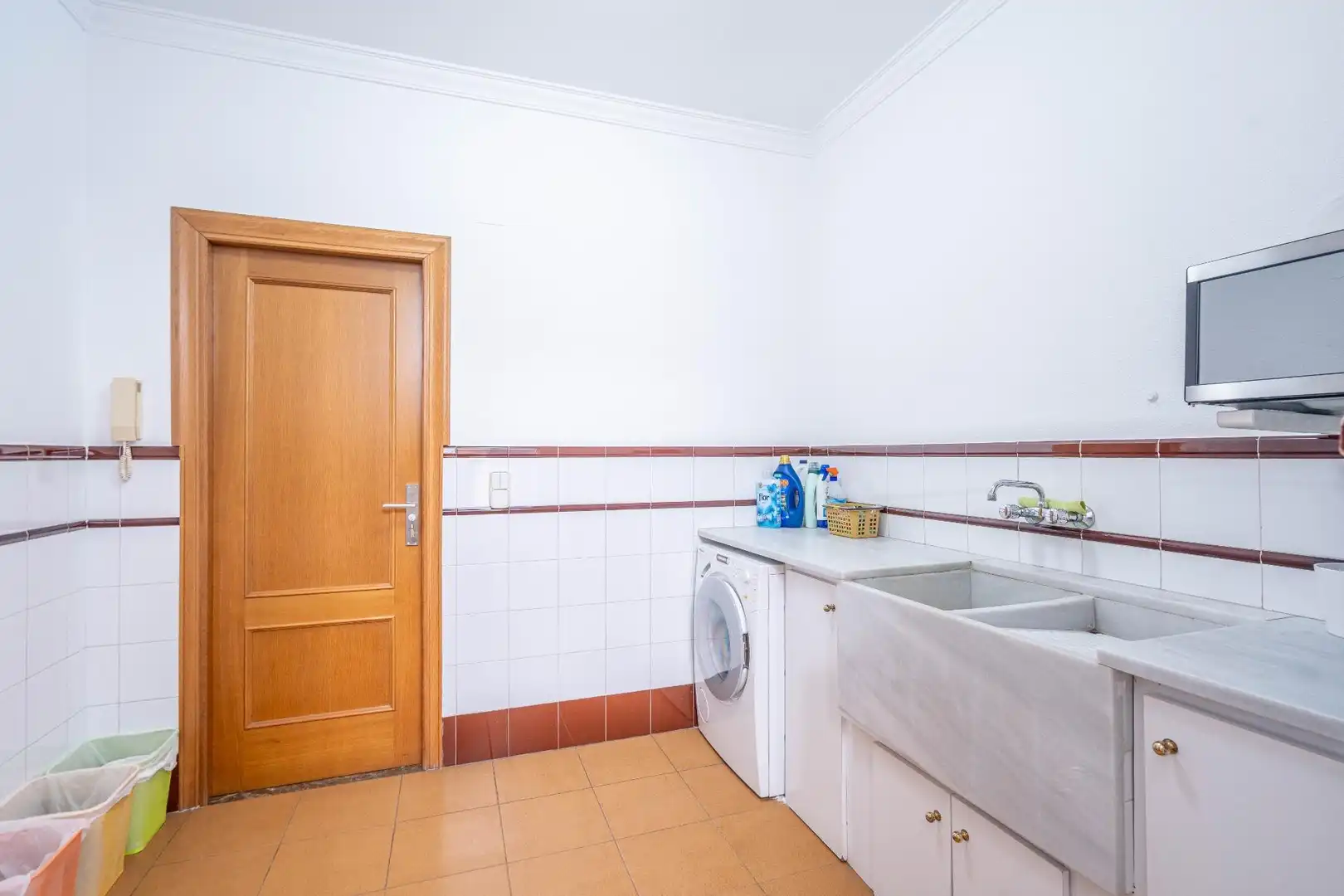 Cuina de Casa o xalet en venda en Canals amb Aire condicionat, Calefacció i Jardí privat