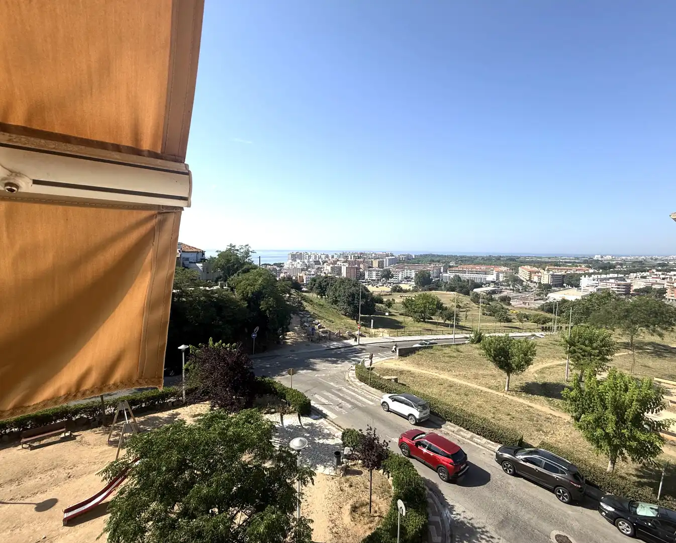 Vista exterior de Pis en venda en Blanes amb Aire condicionat, Forn i Balcó