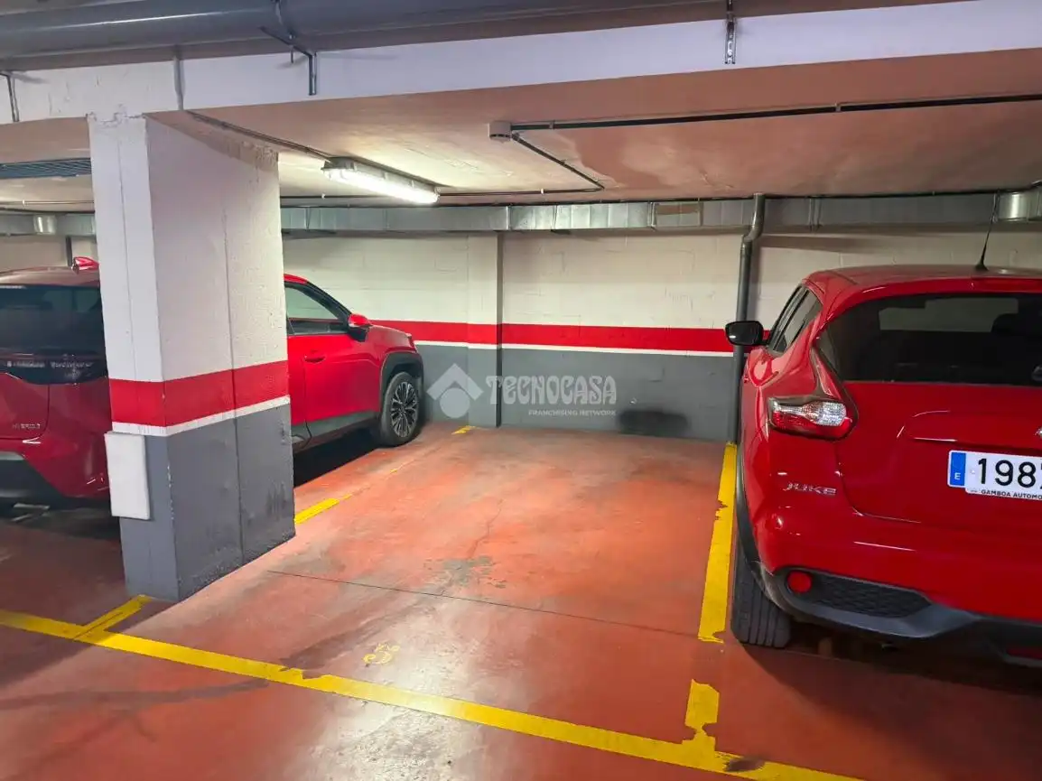 Aparcament de Garatge de lloguer en Madrid