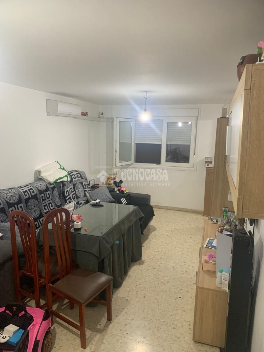 Living room of Flat for sale in  Huelva Capital