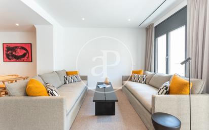 Living room of Flat to rent in  Barcelona Capital  with Air Conditioner, Heating and Terrace