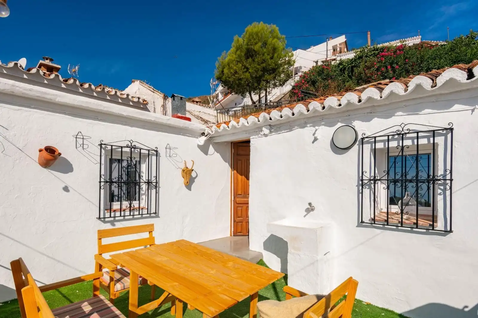 Exterior view of Country homes for sale in Moclinejo  with Air Conditioner, Private garden and Terrace