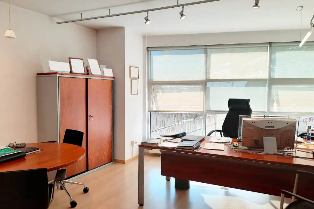 Büro mit Aufzug zur Miete in Centro, imagen 4