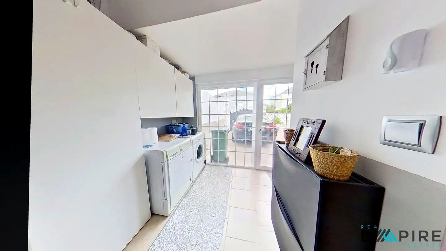 Semi-detached house with pool for sale in Ugena, imagen 37