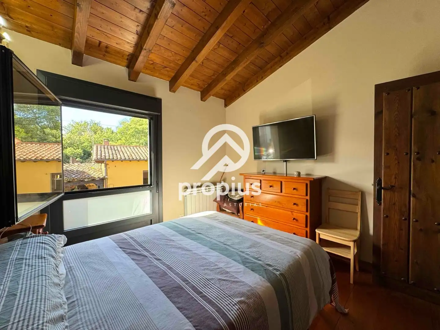 Bedroom of Houses for sale in Llanes  with Heating, Private garden and Parquet flooring