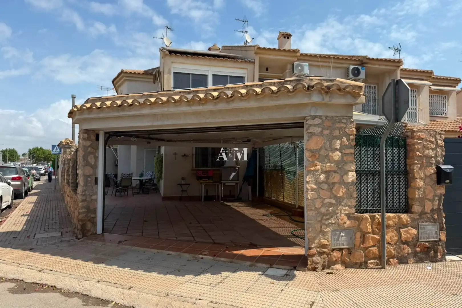 Vista exterior de Casa adosada en venda en San Javier amb Aire condicionat, Calefacció i Jardí privat