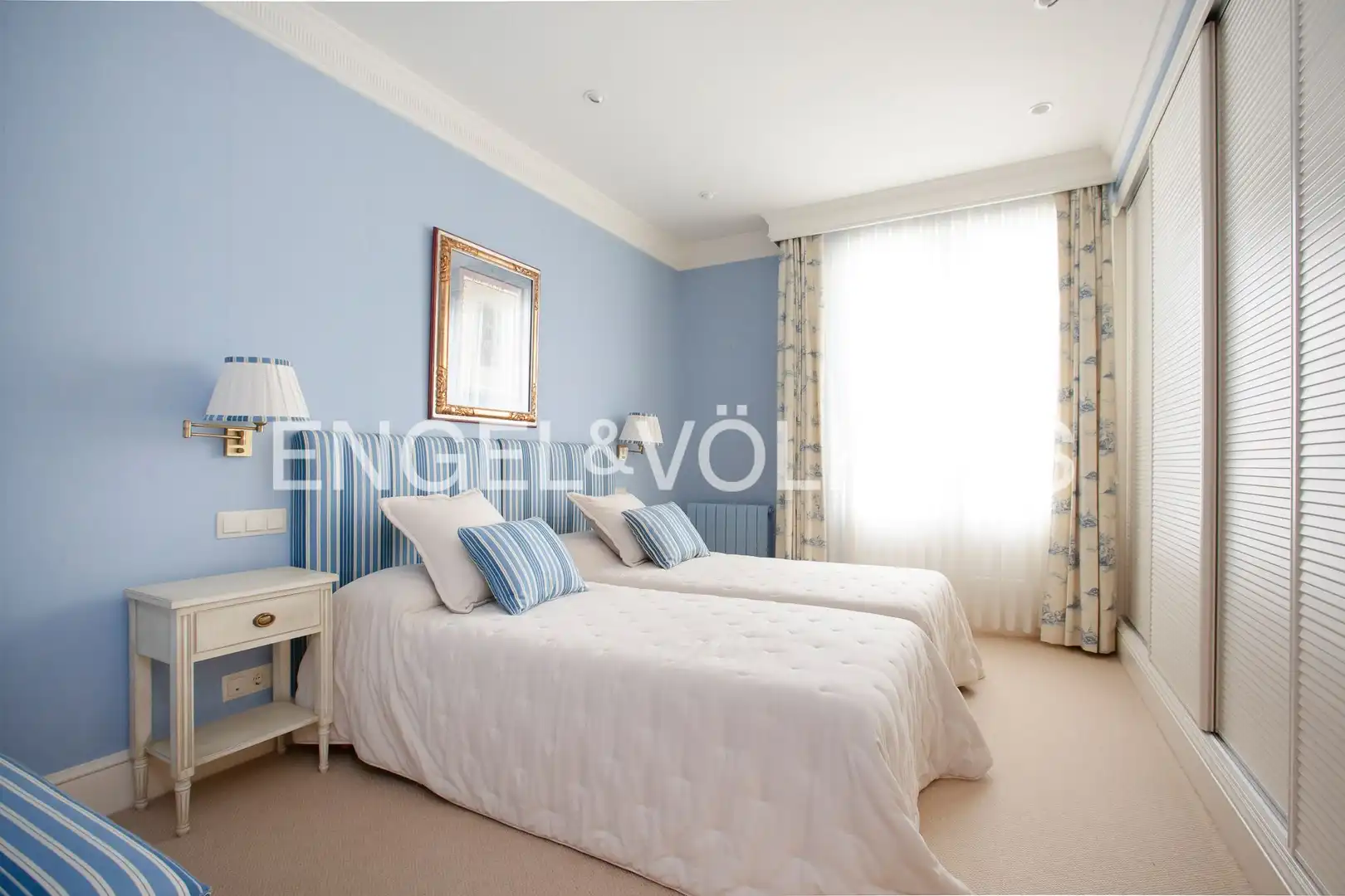 Habitación de Piso en venta en Bilbao  con Aire acondicionado, Calefacción y Parquet