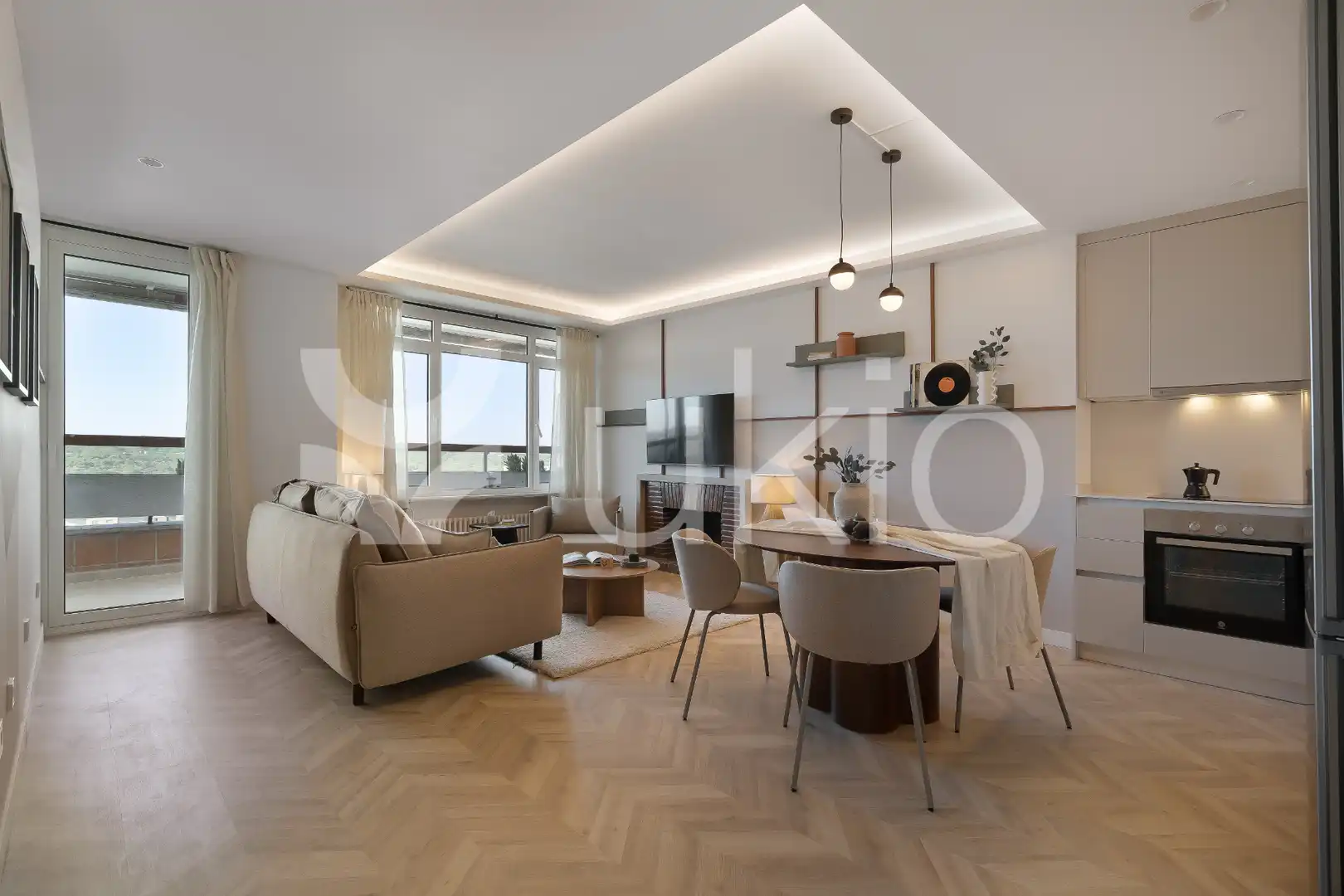 Apartment with terrace to rent in Paseo del Rey, imagen 2