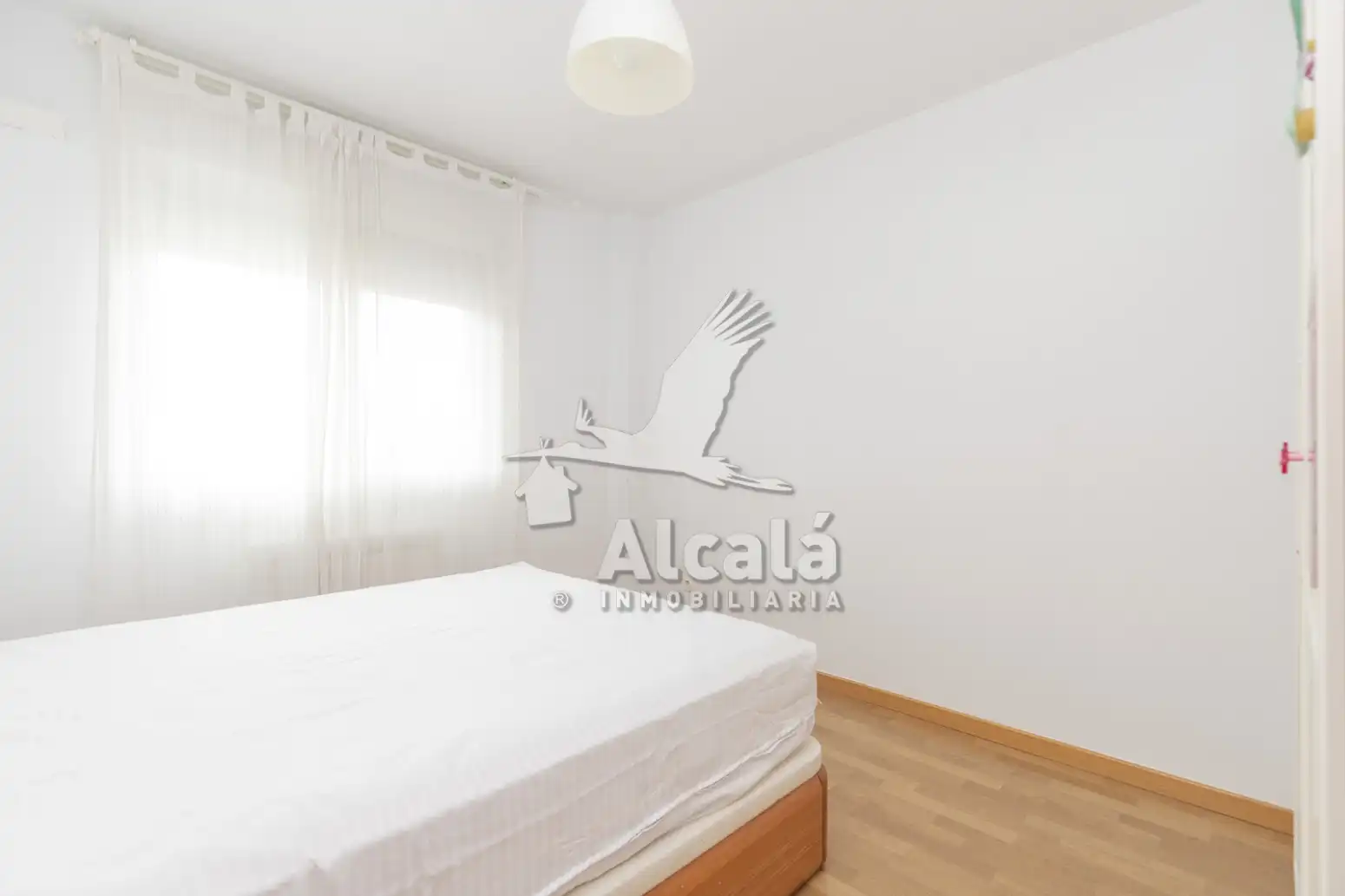 Schlafzimmer von Einfamilien-Reihenhaus zum Verkauf in Alcalá de Henares mit Heizung und Terrasse