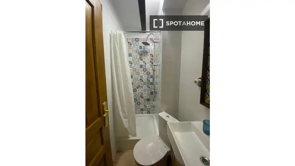 Baño de Piso de alquiler en Sagunto / Sagunt con Aire acondicionado, Calefacción y Amueblado