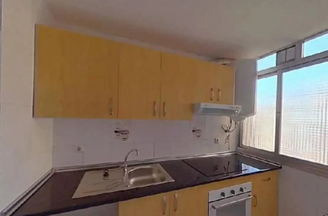 Flat for sale in Suroeste - Zona Hospital