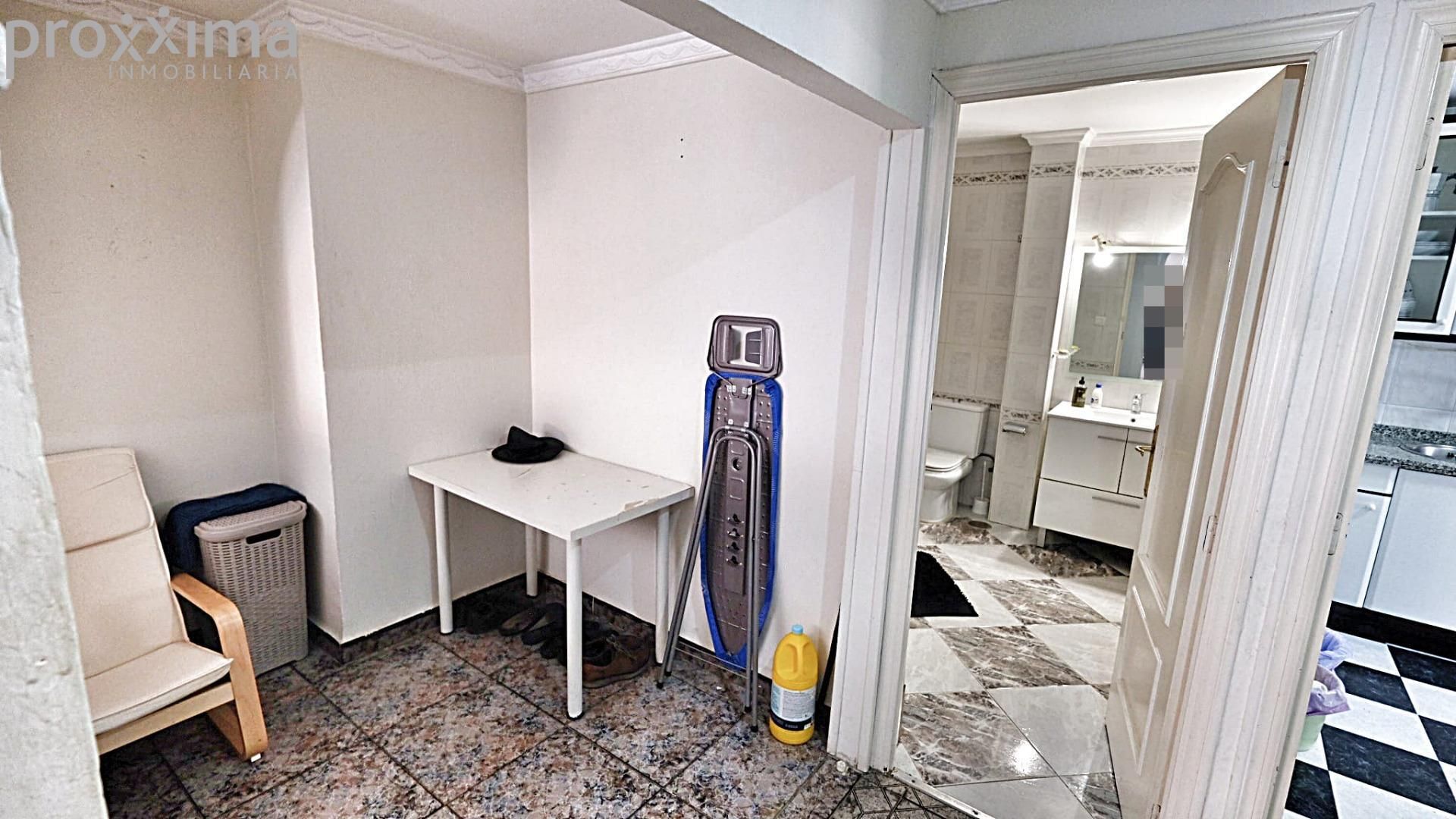 Bany de Pis en venda en  Sevilla Capital amb Aire condicionat, Calefacció i Traster