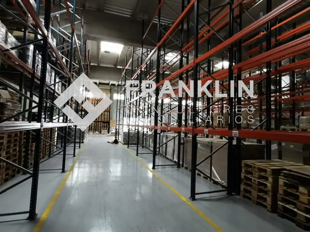 Industriegebäude zur Miete in Vial Nord