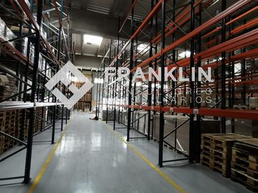 Nave industrial en alquiler en Vial Nord