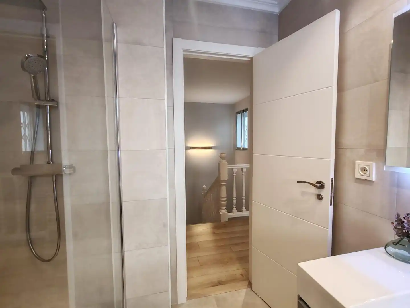 Bathroom of Detached homes for sale in Sagunto / Sagunt  with Air Conditioner, Heating and Parquet flooring