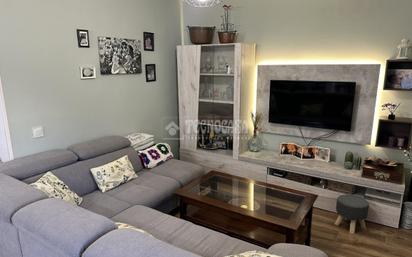 Living room of Single-family semi-detached for sale in Villarejo de Salvanés  with Air Conditioner and Heating