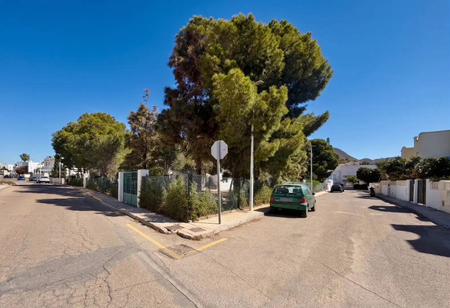 Vista exterior de Casa o chalet en venta en Almería con Aire acondicionado, Jardín privado y Terraza