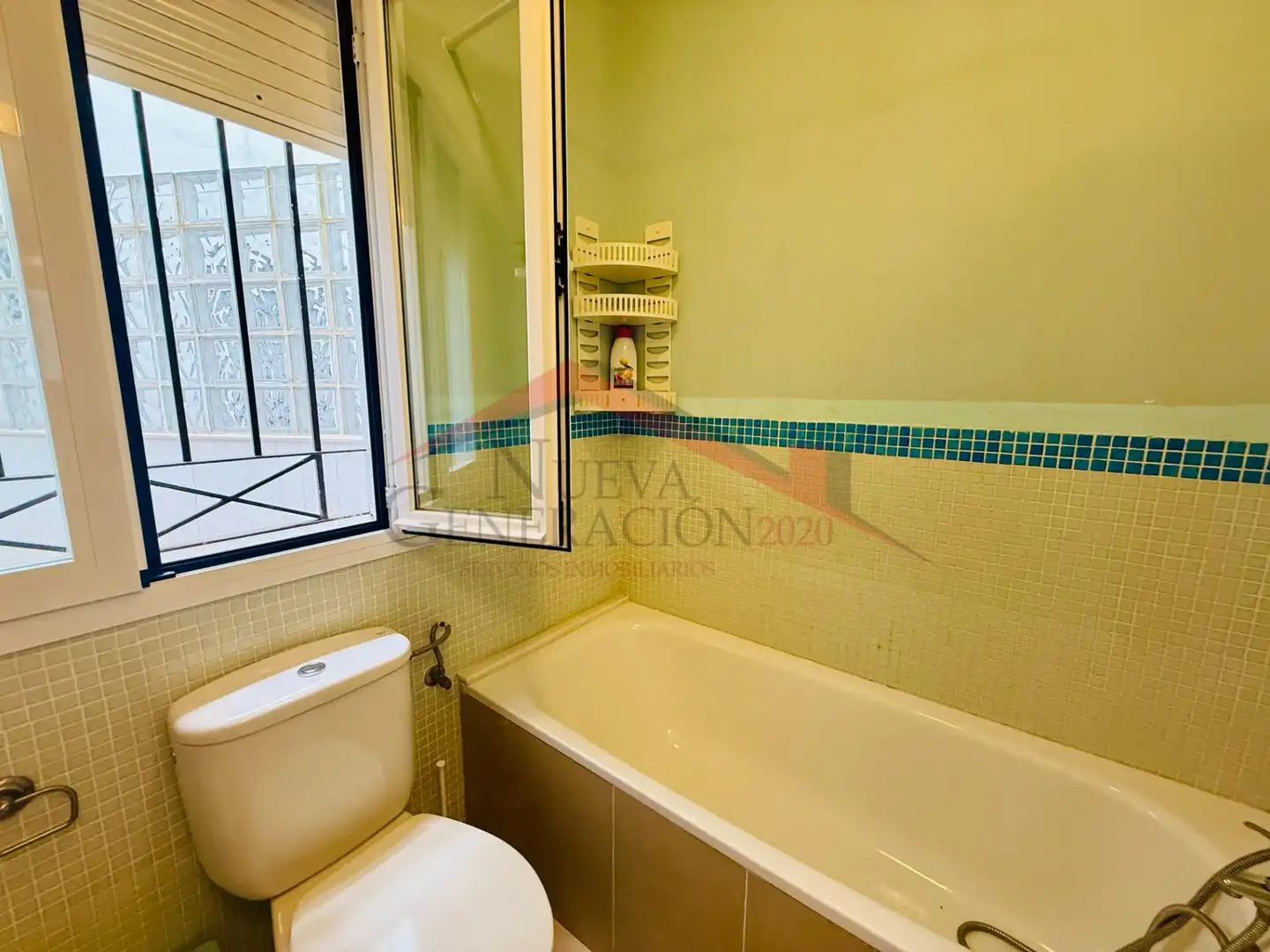 Baño de Planta baja en venta en Conil de la Frontera con Aire acondicionado