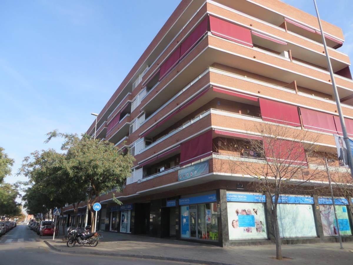 Exterior view of Garage for sale in Viladecans