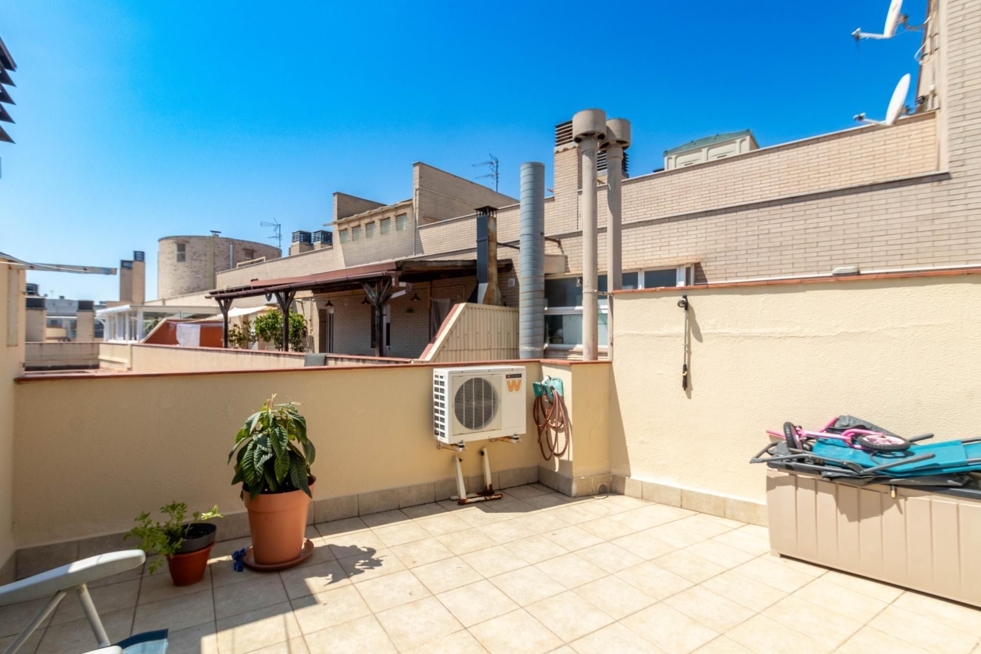 Terraza de Ático en venta en Terrassa con Aire acondicionado, Calefacción y Terraza