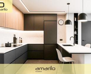 Kitchen of Flat for sale in  Valencia Capital  with Air Conditioner and Furnished