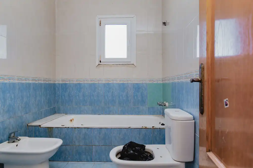 Badezimmer von Einfamilien-Reihenhaus zum Verkauf in Níjar
