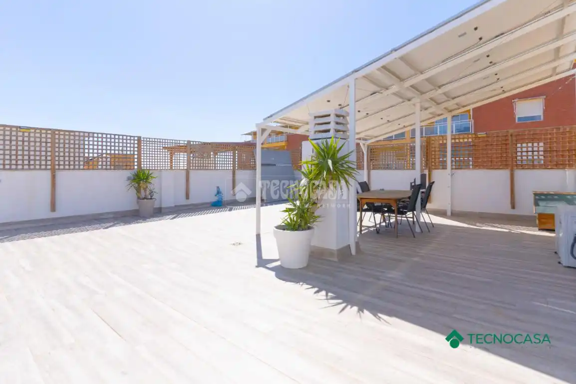 Terraza de Piso en venta en Roquetas de Mar con Aire acondicionado y Terraza