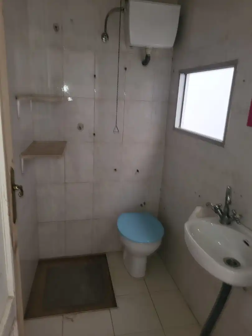Business premises for sale in Calle Priego 38, imagen 3