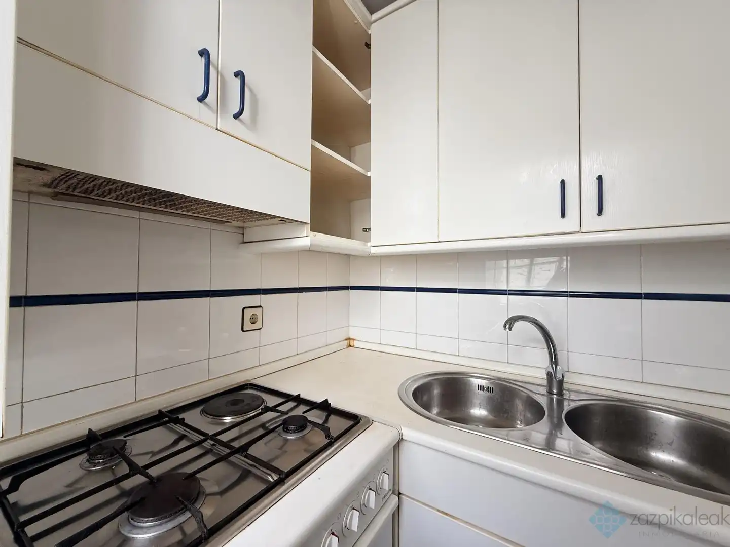 Kitchen of Flat for sale in Bilbao   with Heating