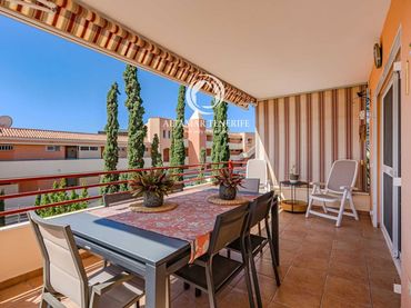 Apartamento con piscina en venta en Calle El Sauce
