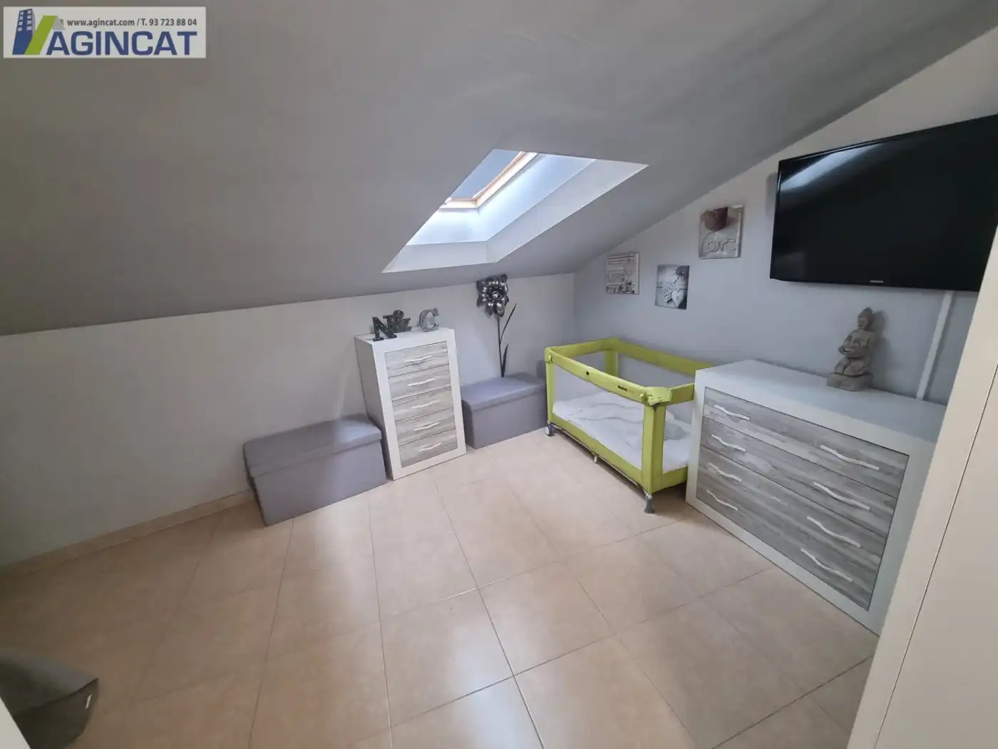 Ático en venta en Sabadell con Terraza, Amueblado y Alarma