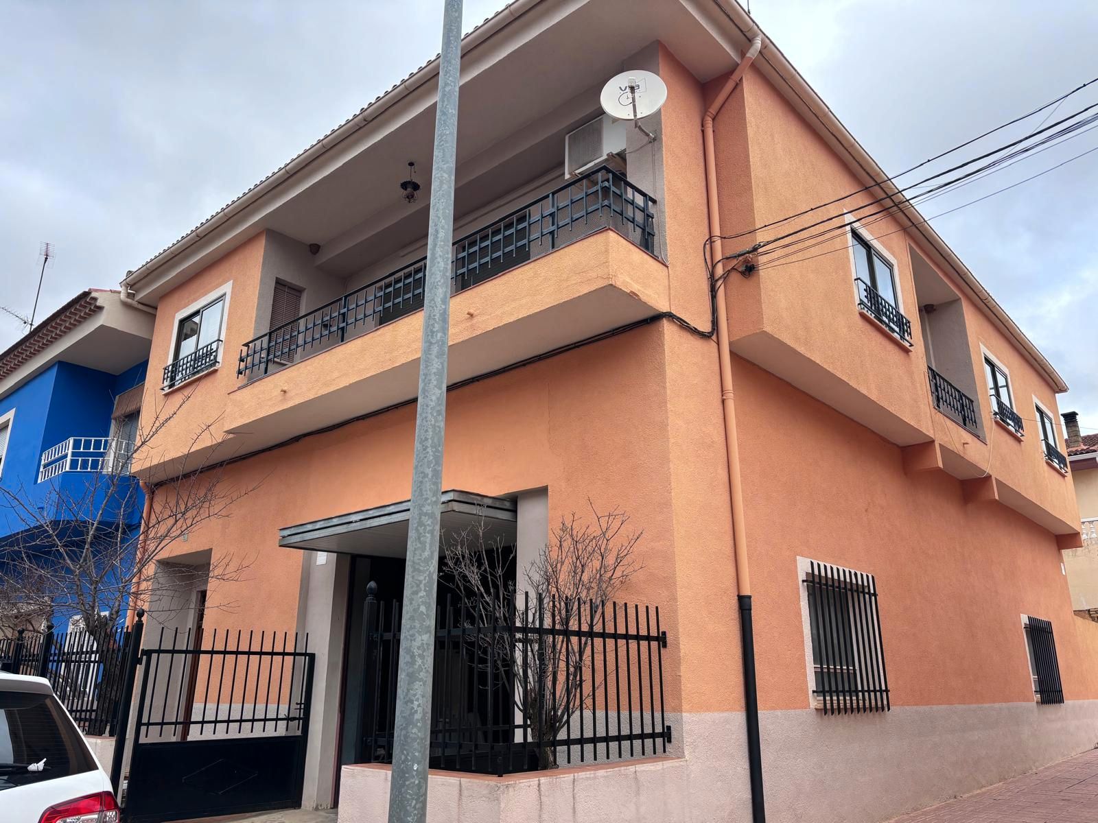 Exterior view of House or chalet for sale in Motilla del Palancar  with Air Conditioner, Heating and Terrace