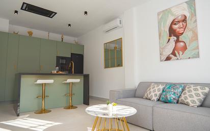 Living room of Flat for sale in Fuengirola  with Private garden, Swimming Pool and Furnished