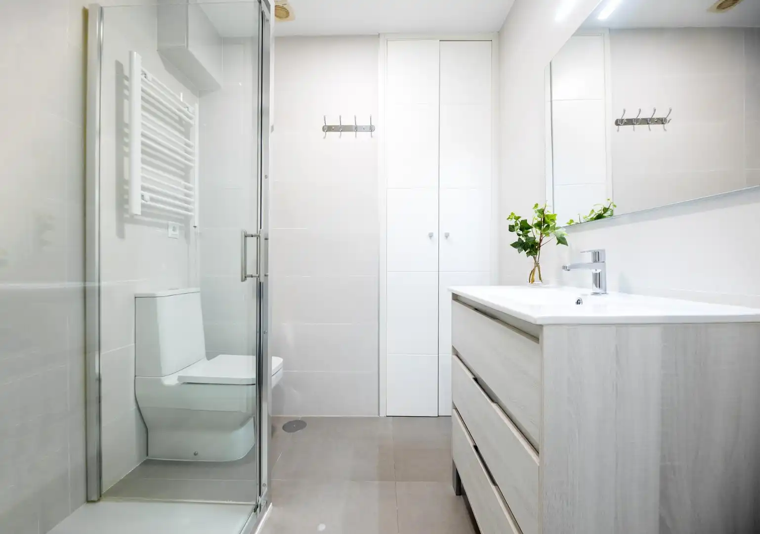 Bany de Pis en venda en Granada amb Aire condicionat, Calefacció i Terrassa