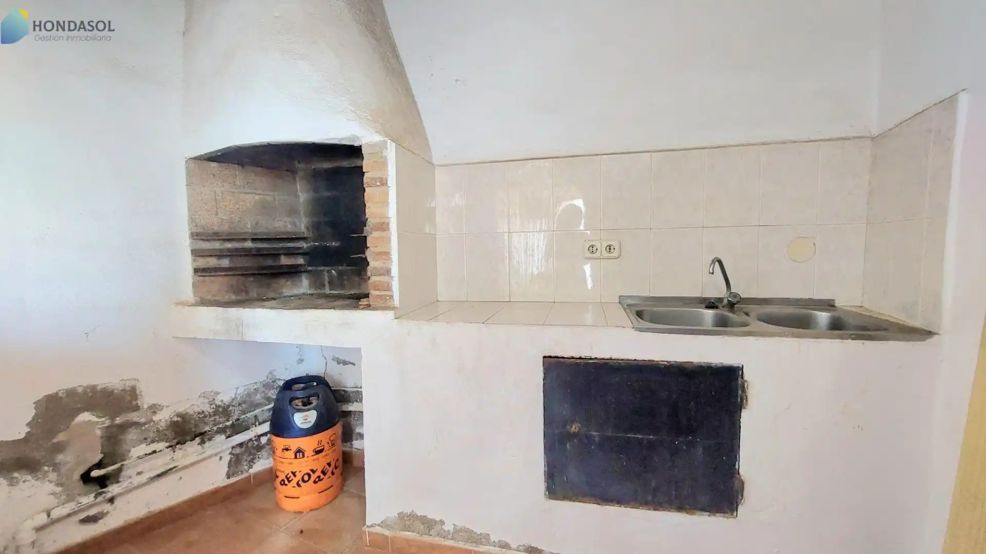 Kitchen of Houses for sale in Cartagena  with Air Conditioner, Private garden and Terrace