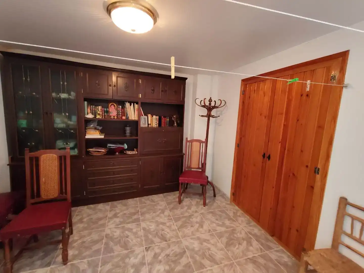 Casa adosada en venda en Ademuz amb Balcó