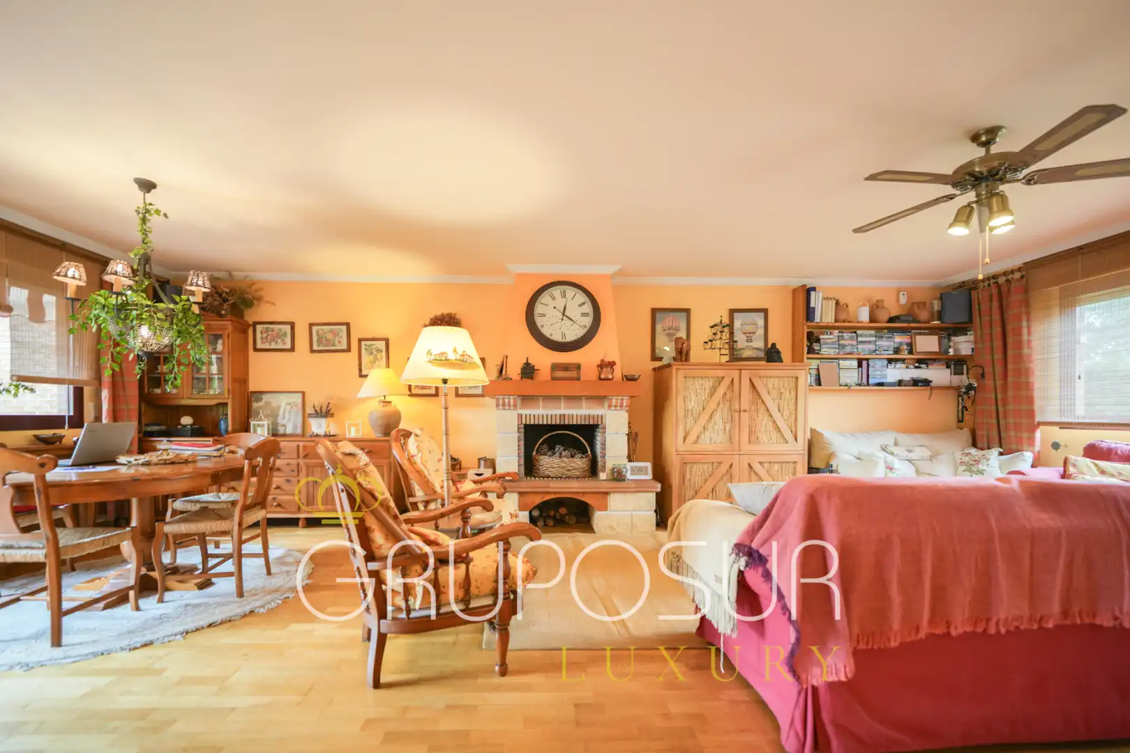 Living room of Detached homes for sale in Simancas  with Heating, Private garden and Parquet flooring