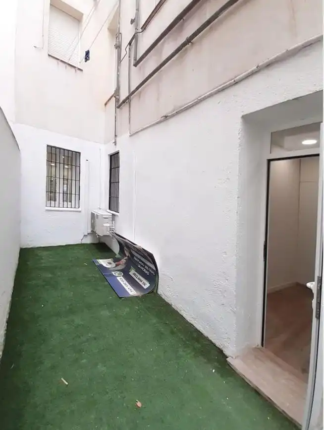 Terraza de Local en venta en Madrid con Aire acondicionado