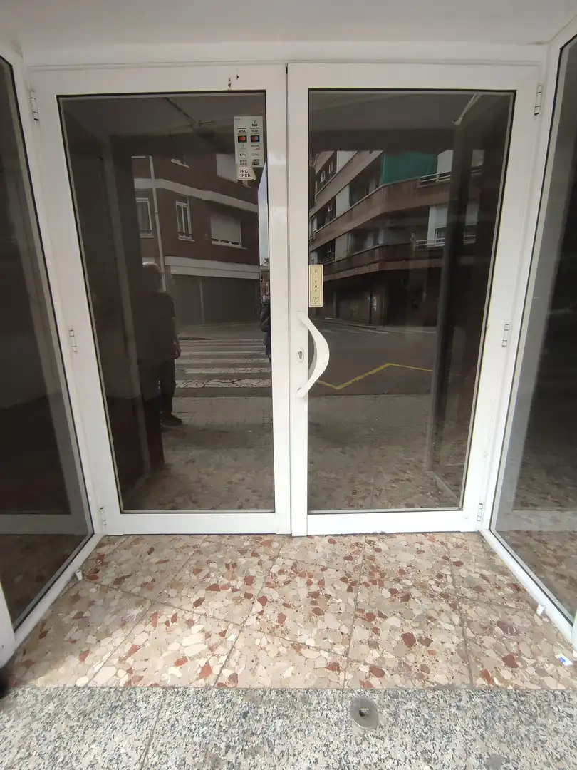 Local comercial de lloguer a Carrer de Can Flequer 21