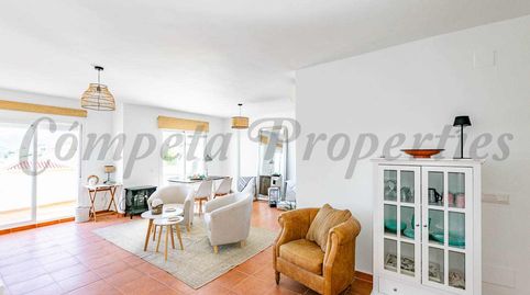 Piso recién reformado de 3 dormitorios con piscina comunitaria, imagen 4