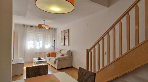 Foto 2 de Dúplex de alquiler en Travesía Alamillo, Olías del Rey, Toledo