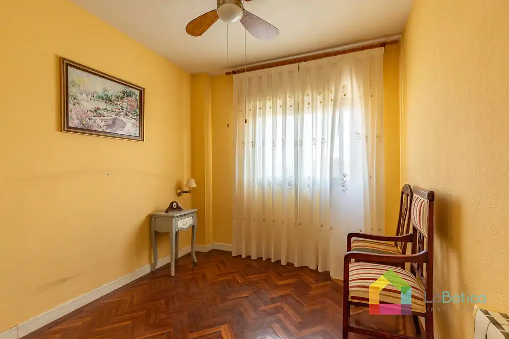 Flat with lift for sale in Argés, imagen 27