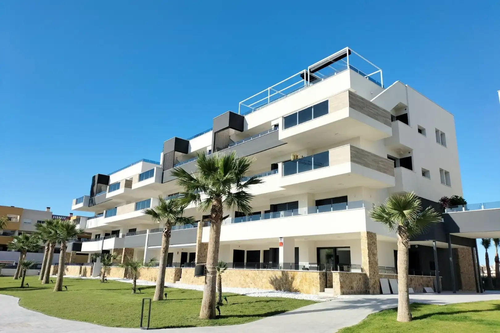 Vista exterior de Casa o chalet en venta en Orihuela con Aire acondicionado, Calefacción y Terraza