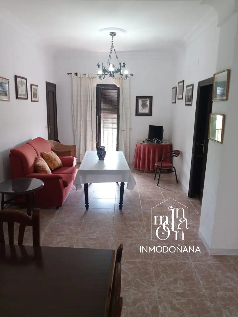 Sala de estar de Casa adosada en venta en Almonte con Terraza y Amueblado