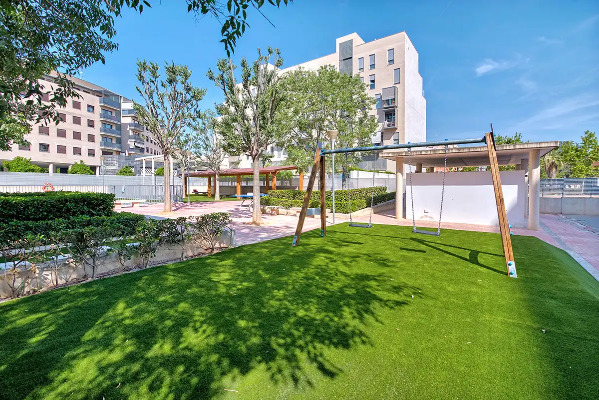 Terraza de Piso en venta en Valencia con Trastero y Piscina comunitaria