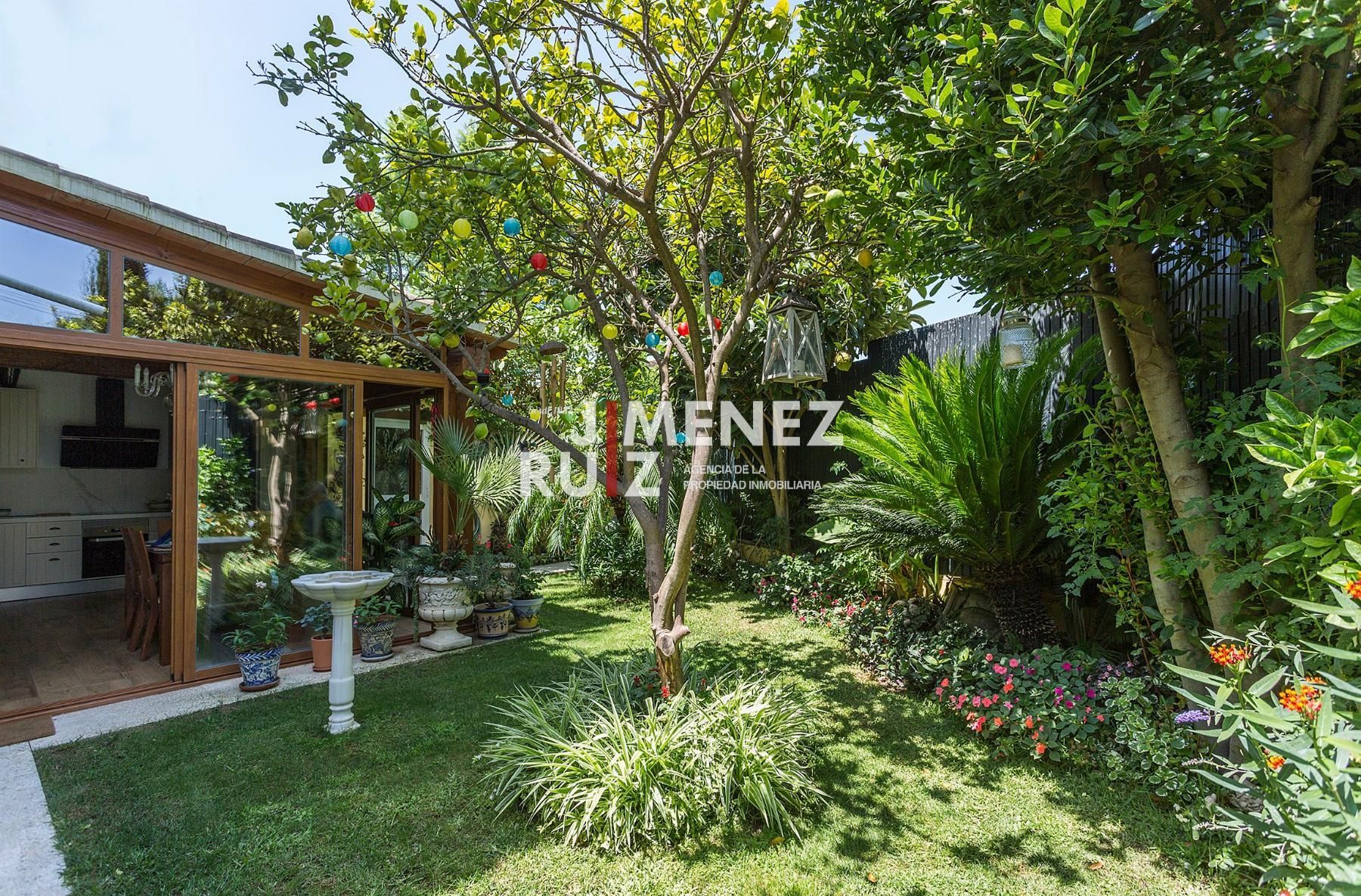 Jardí de Casa o xalet en venda en El Puerto de Santa María amb Terrassa