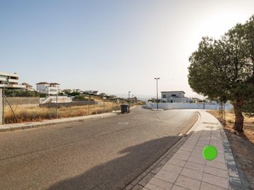 Terreno residencial en venta en Calle CULLAR VEGA