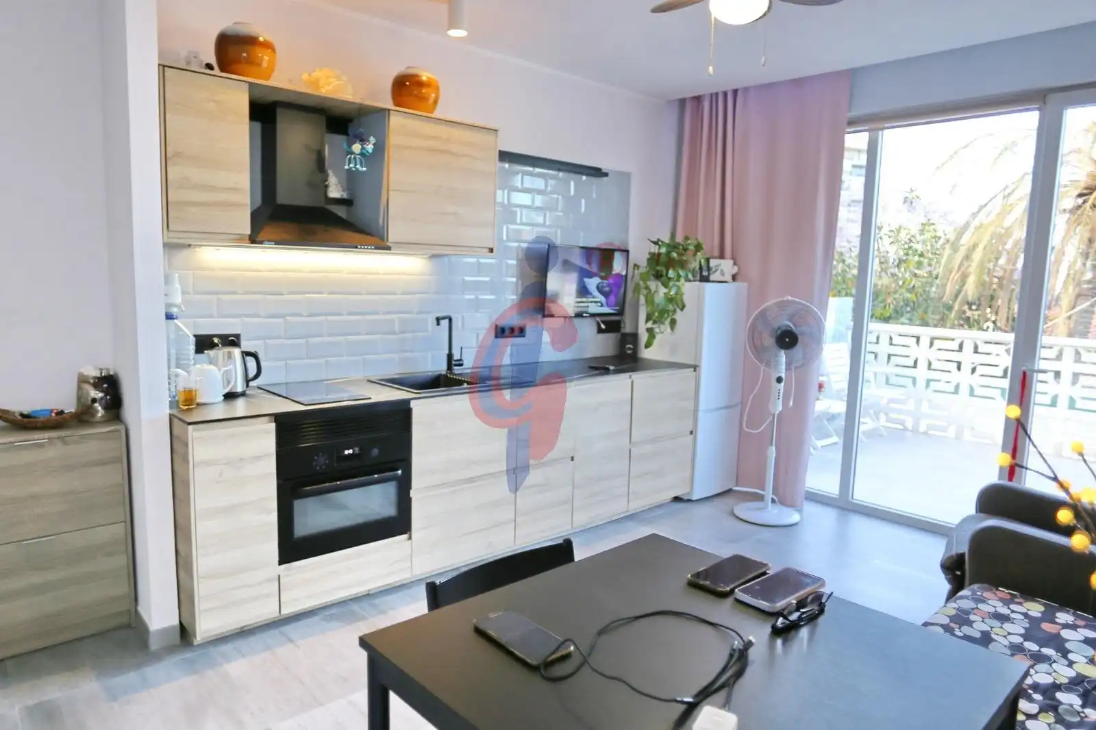 Cuina de Casa o xalet en venda en Alicante / Alacant amb Jardí privat, Terrassa i Piscina