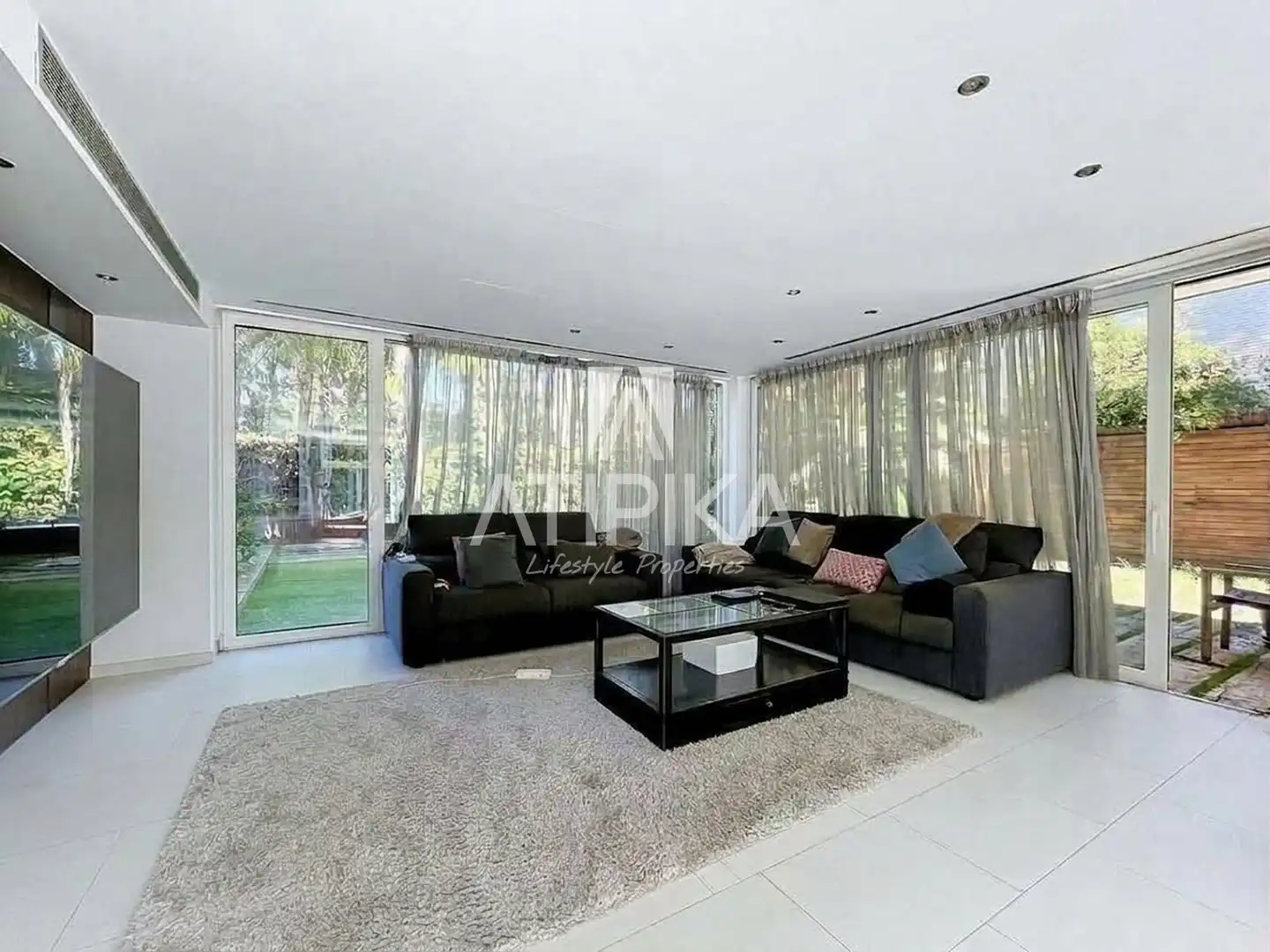 House with pool for sale in La Pineda, imagen 27