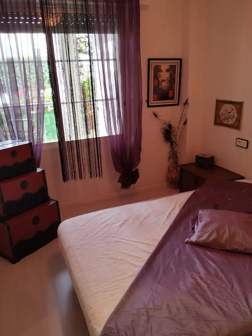 Habitación de Apartamento de alquiler en Torrevieja con Calefacción, Piscina y Amueblado